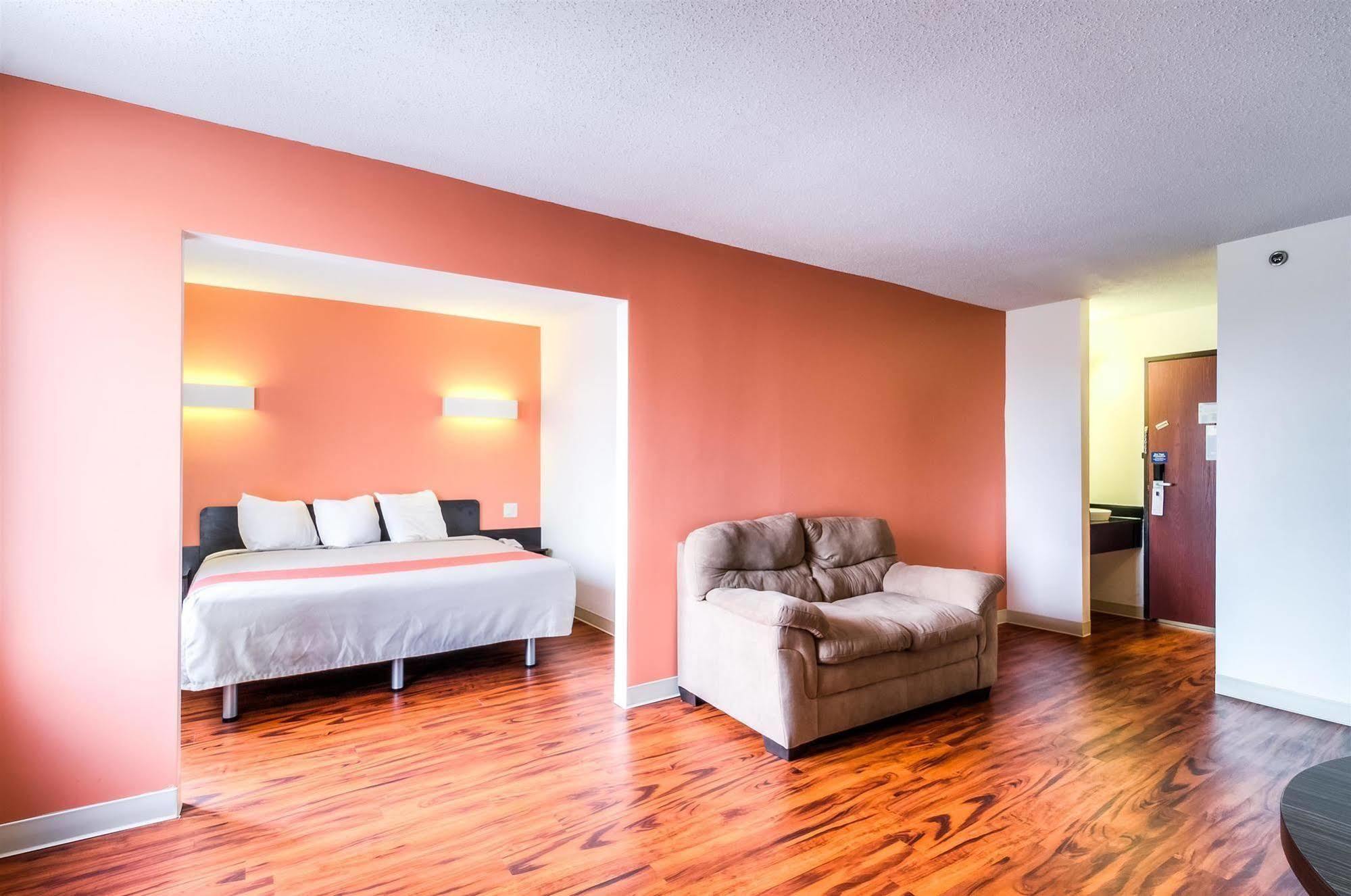 6-lansing, Il - Chicago South Hotel 2*