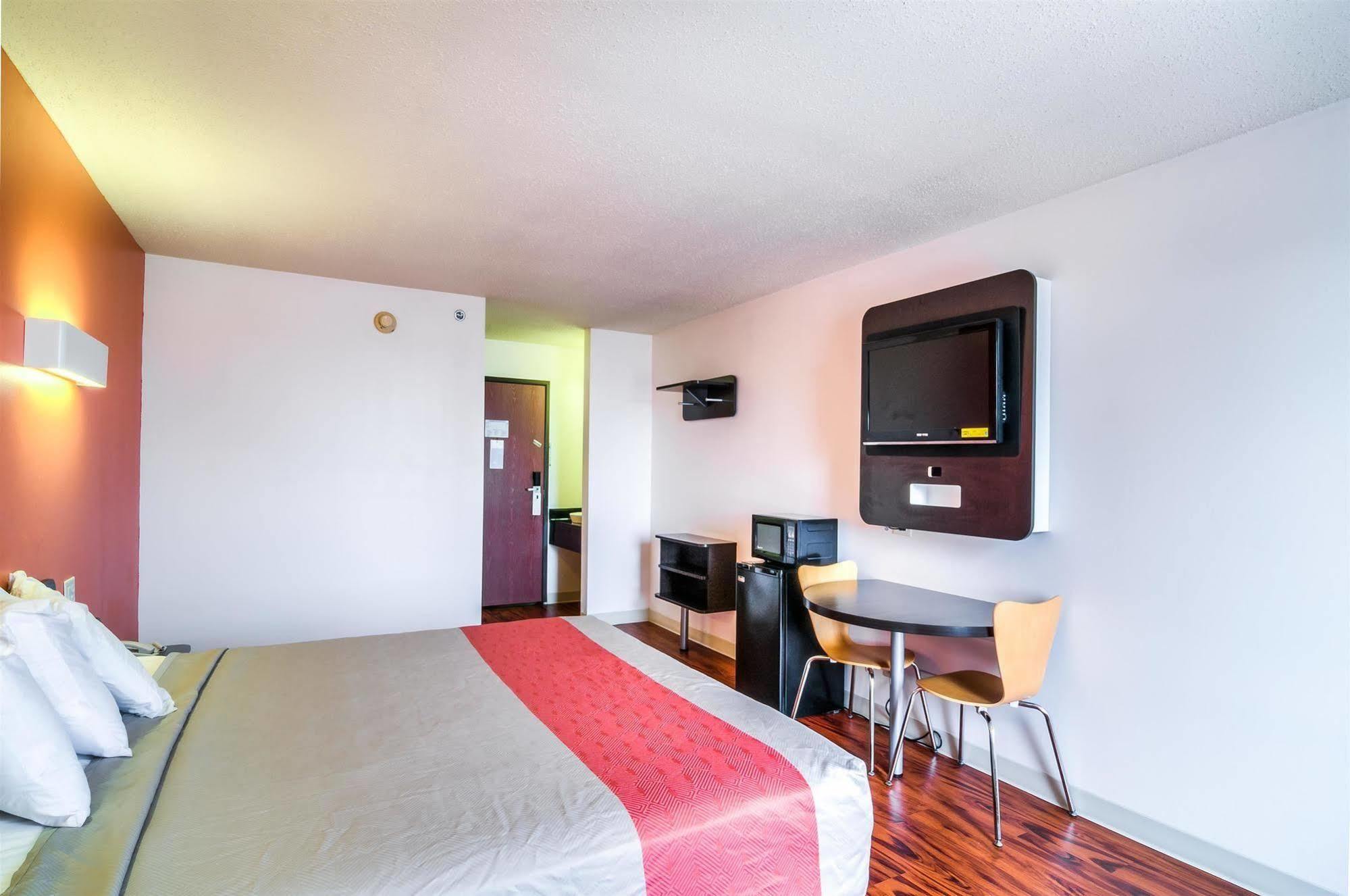 Hotel 6-lansing, Il - Chicago South Lansing